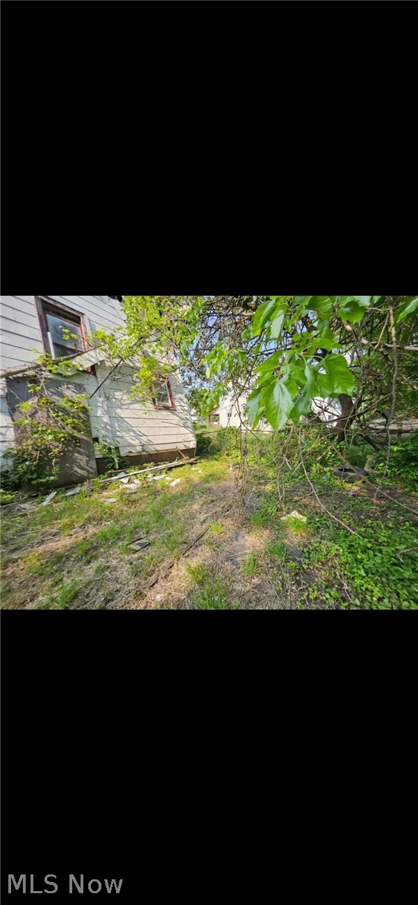 13318 Hartford Road East Cleveland OH 44112