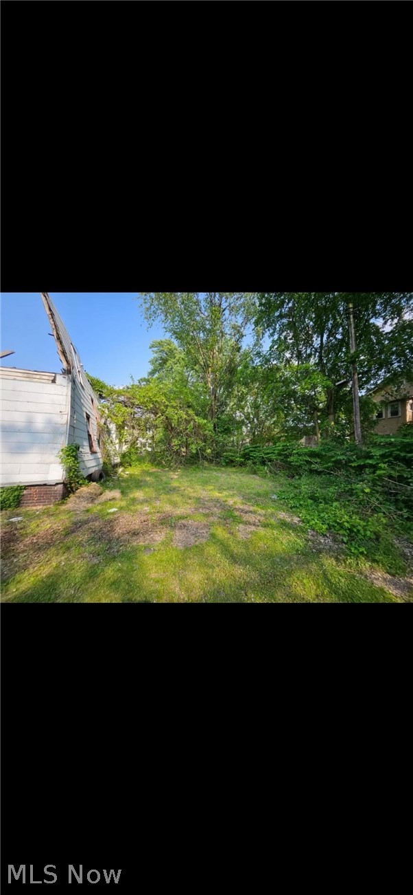 13318 Hartford Road East Cleveland OH 44112