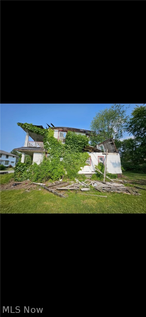 13318 Hartford Road East Cleveland OH 44112