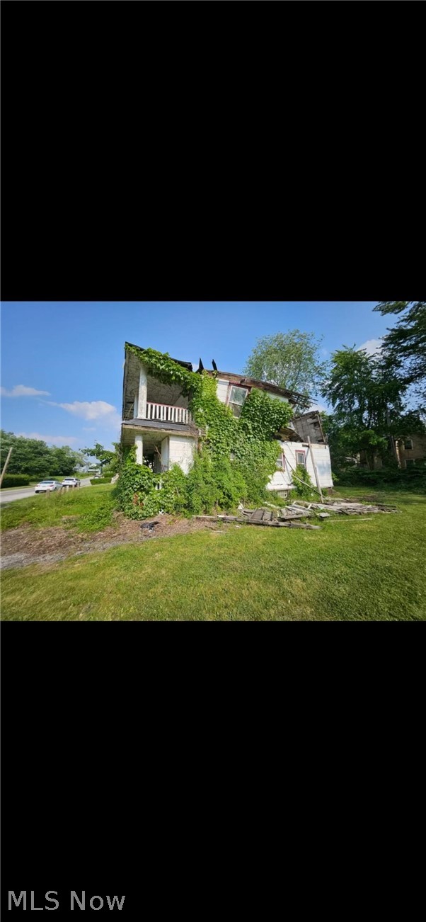 13318 Hartford Road East Cleveland OH 44112