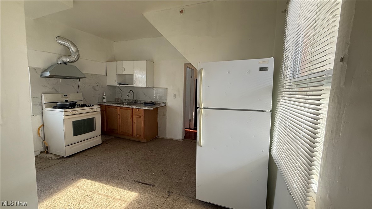 1736 E 47th Street Cleveland OH 44103