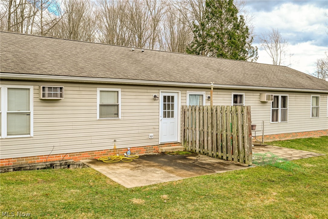 8464 & 8446 Tallmadge Road Ravenna OH 44412