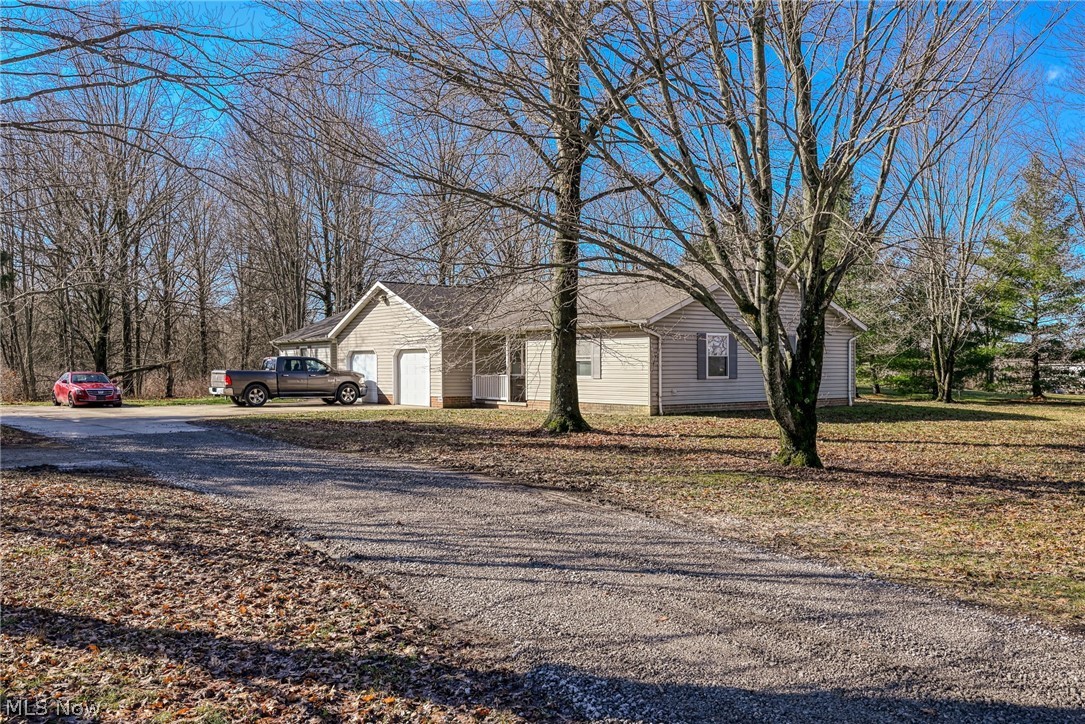 8464 & 8446 Tallmadge Road Ravenna OH 44412