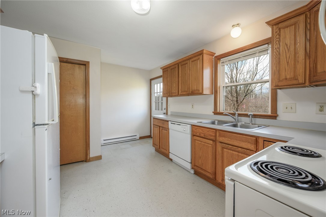 8464 & 8446 Tallmadge Road Ravenna OH 44412