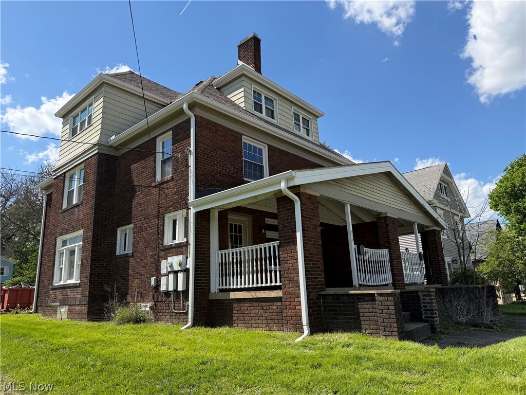160 Hager Street Hubbard OH 44425