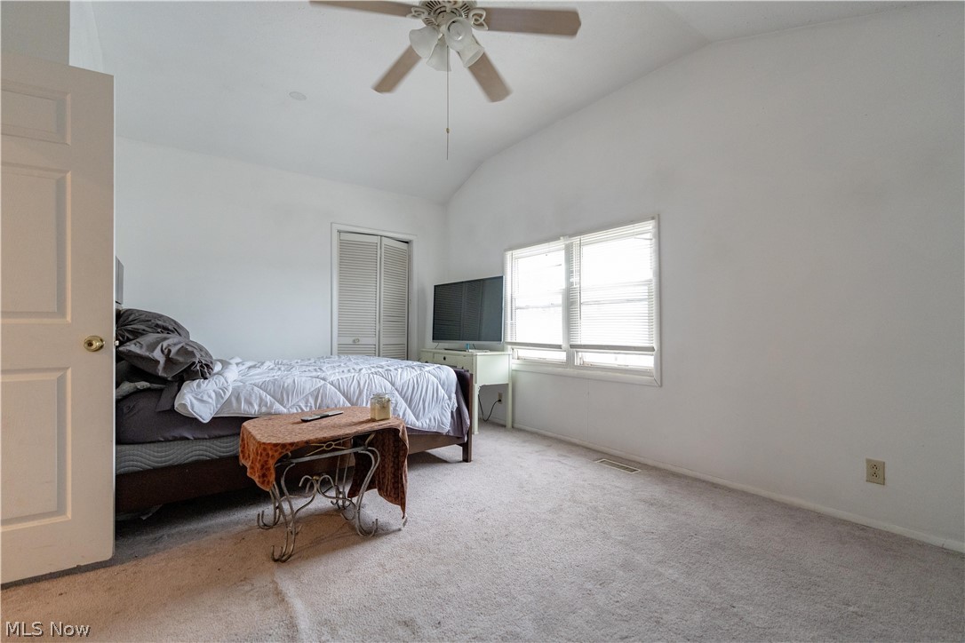 4619 Pearse Avenue Newburgh Heights OH 44105