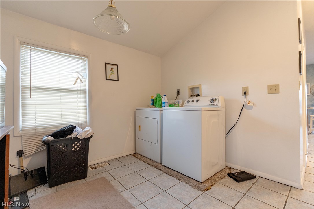 4619 Pearse Avenue Newburgh Heights OH 44105