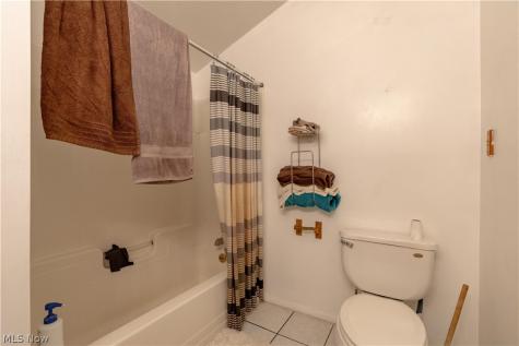 4619 Pearse Avenue Newburgh Heights OH 44105