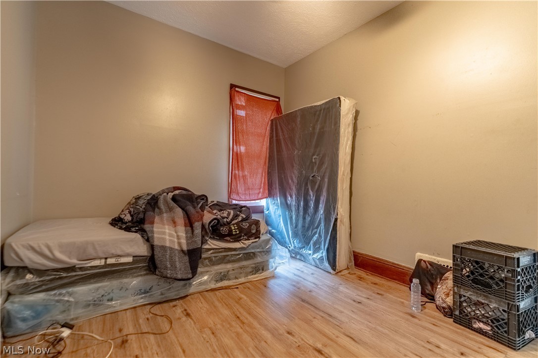 4619 Pearse Avenue Newburgh Heights OH 44105