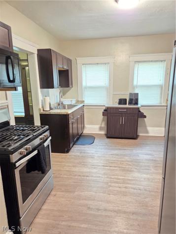 1450 E 110th Street Cleveland OH 44106