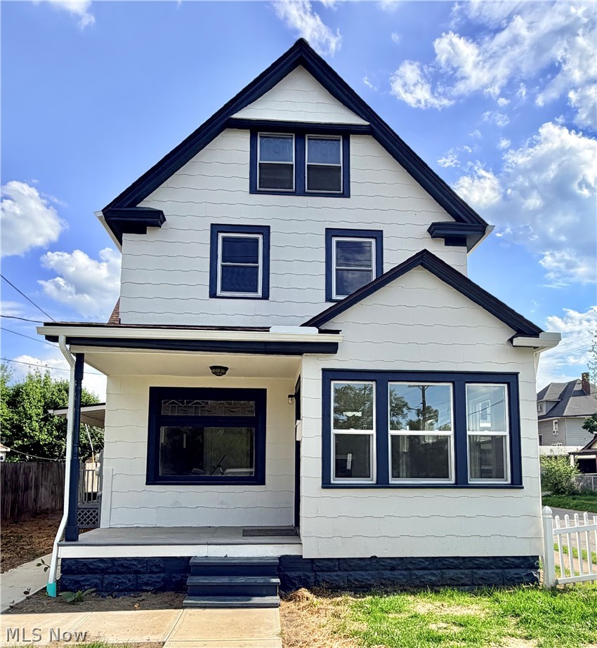 4025 Henritze Avenue Cleveland OH 44109