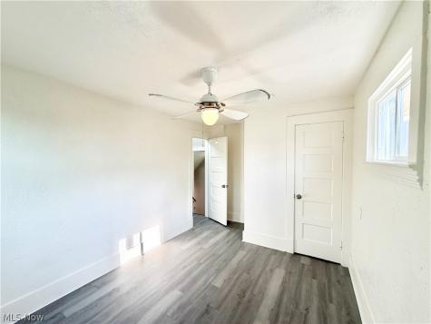 4025 Henritze Avenue Cleveland OH 44109