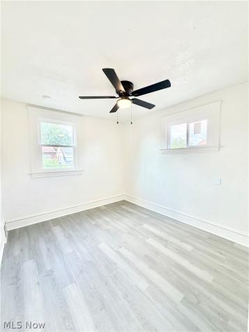 4025 Henritze Avenue Cleveland OH 44109