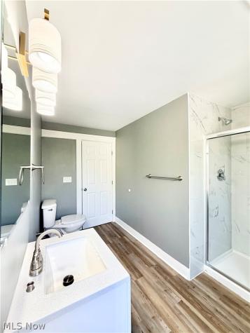 4025 Henritze Avenue Cleveland OH 44109