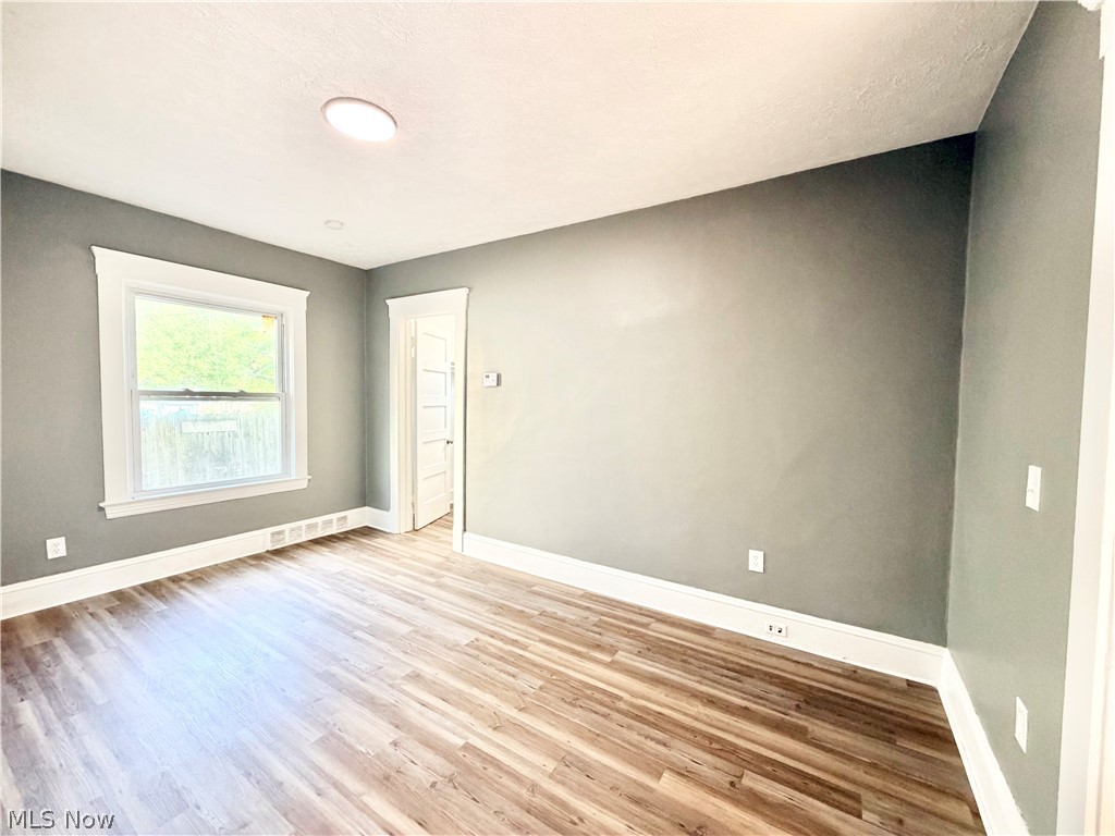 4025 Henritze Avenue Cleveland OH 44109