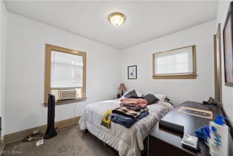 3140 Meadowbrook Boulevard Cleveland Heights OH 44118