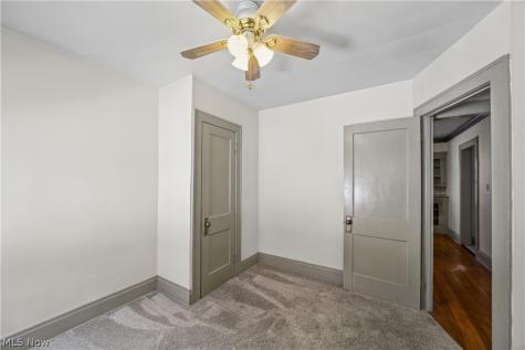 3140 Meadowbrook Boulevard Cleveland Heights OH 44118