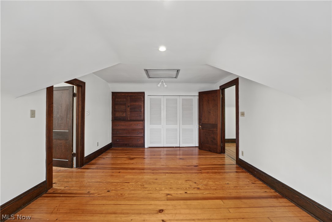 3140 Meadowbrook Boulevard Cleveland Heights OH 44118