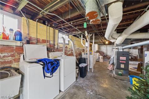 3140 Meadowbrook Boulevard Cleveland Heights OH 44118