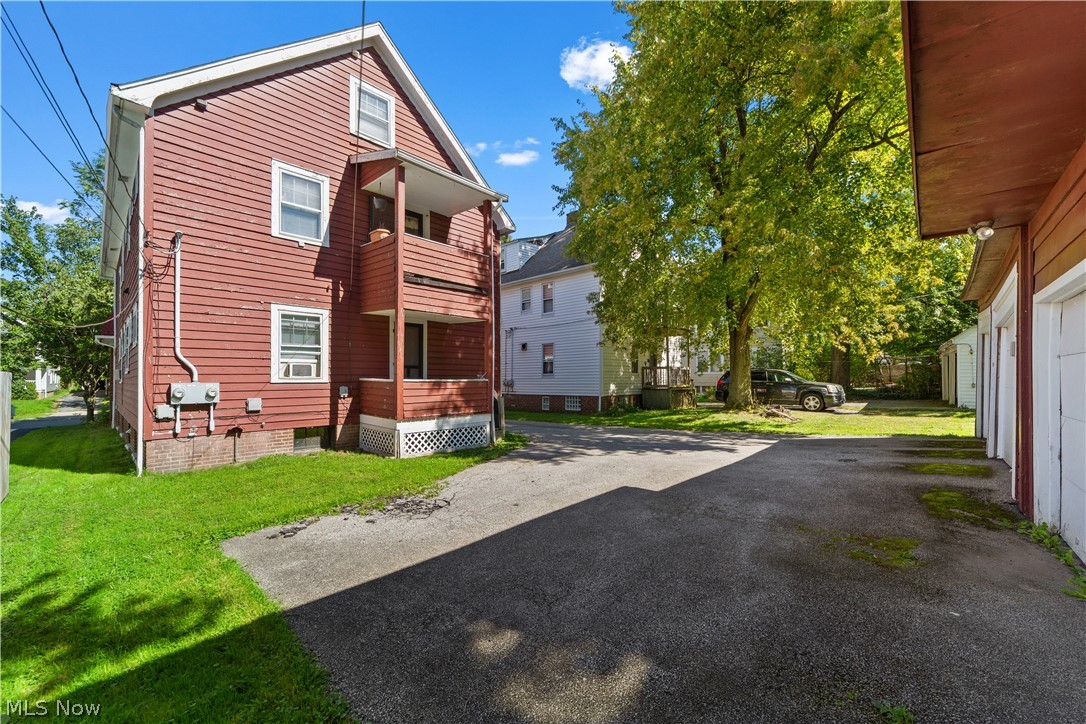 3140 Meadowbrook Boulevard Cleveland Heights OH 44118