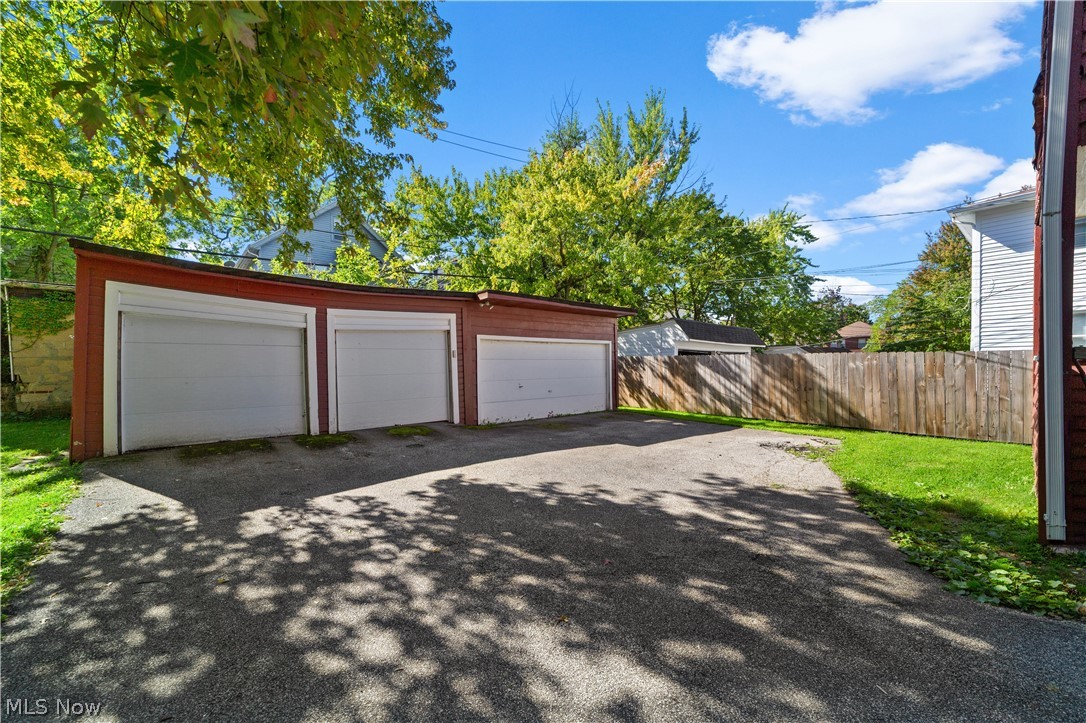 3140 Meadowbrook Boulevard Cleveland Heights OH 44118