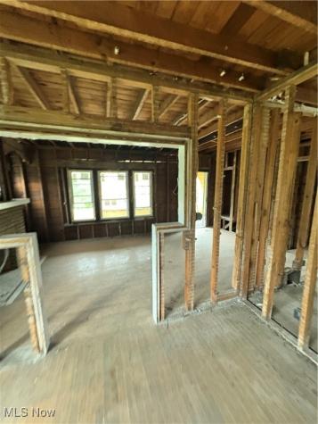 3291 E 145th Street Cleveland OH 44120