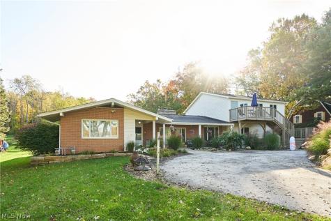 723 & 725 S Cleveland Avenue Mogadore OH 44260