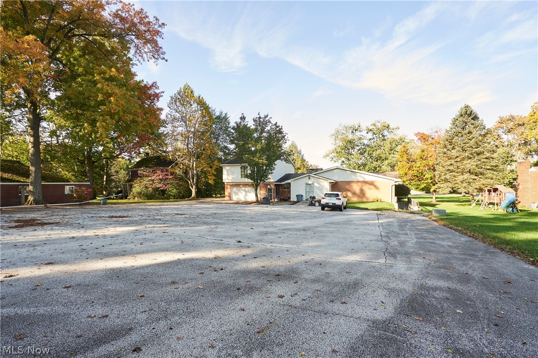 723 & 725 S Cleveland Avenue Mogadore OH 44260