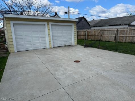 3703 Biddulph Avenue Cleveland OH 44109