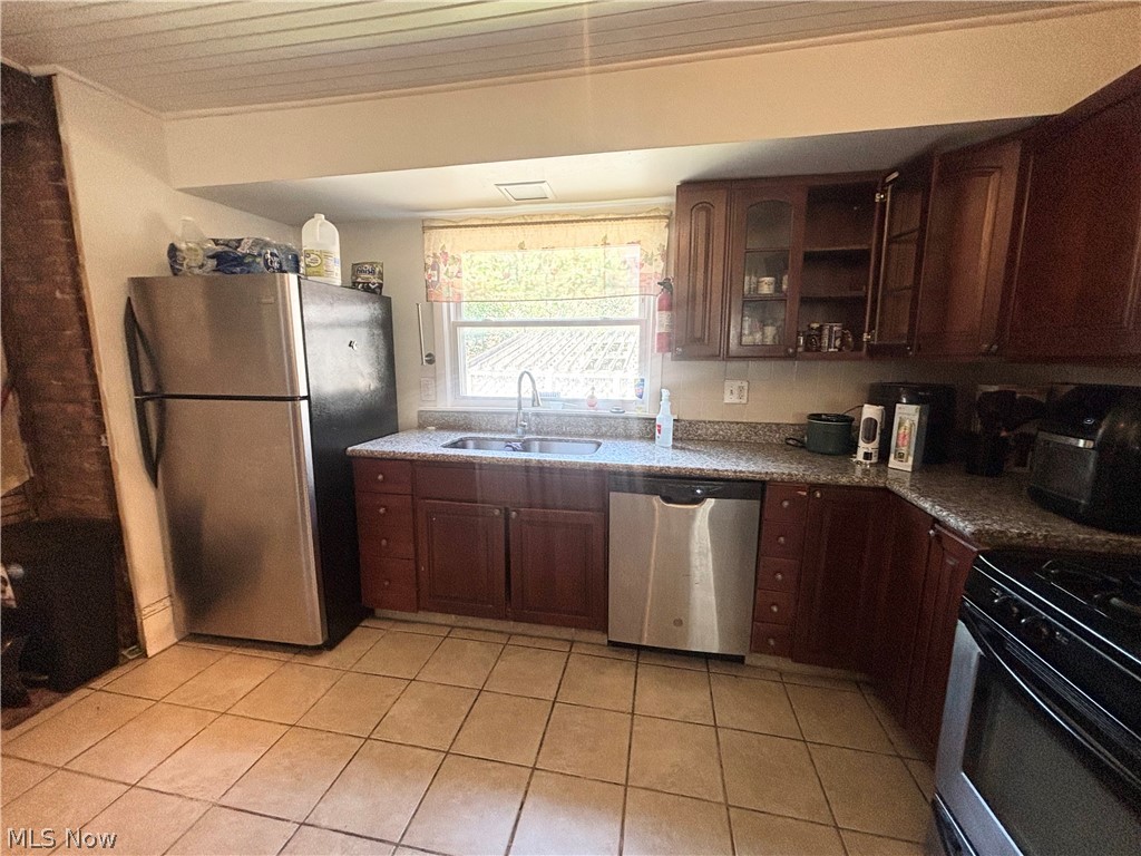 3174 W 14th Street Cleveland OH 44109
