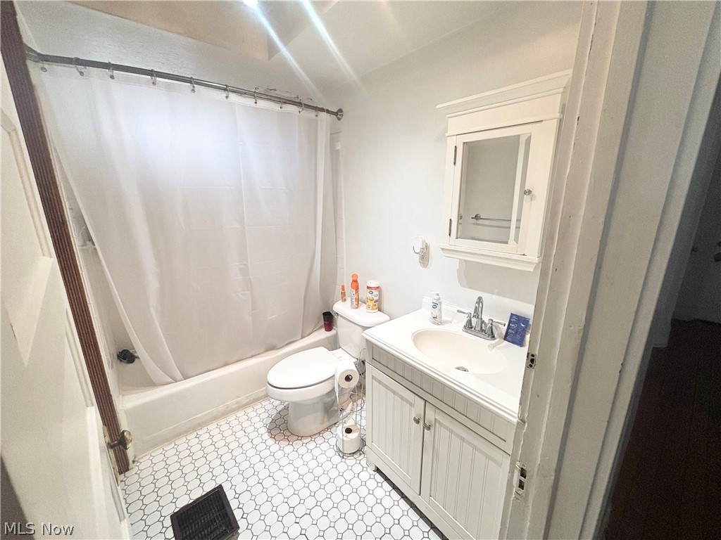 3174 W 14th Street Cleveland OH 44109