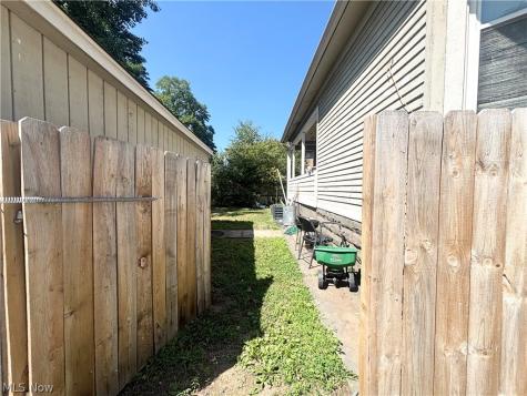 3174 W 14th Street Cleveland OH 44109