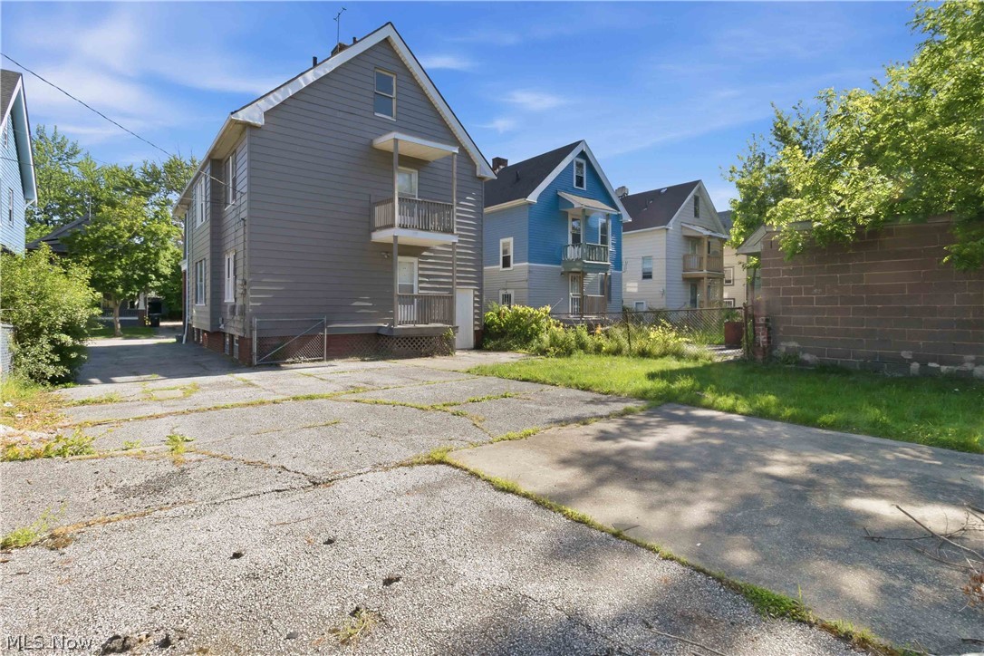 12812 Parkhill Avenue Cleveland OH 44120
