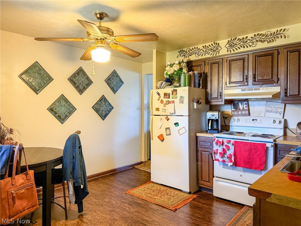 1721 Urban Circle S Lorain OH 44053