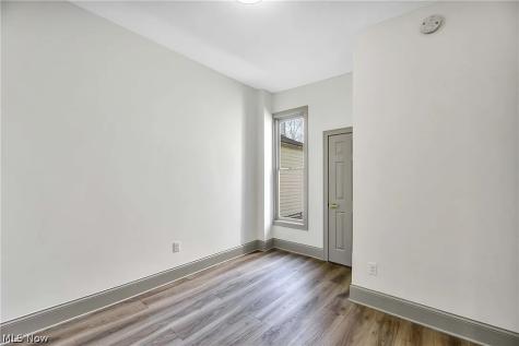 3401 Clinton Avenue Cleveland OH 44113