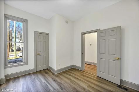3401 Clinton Avenue Cleveland OH 44113