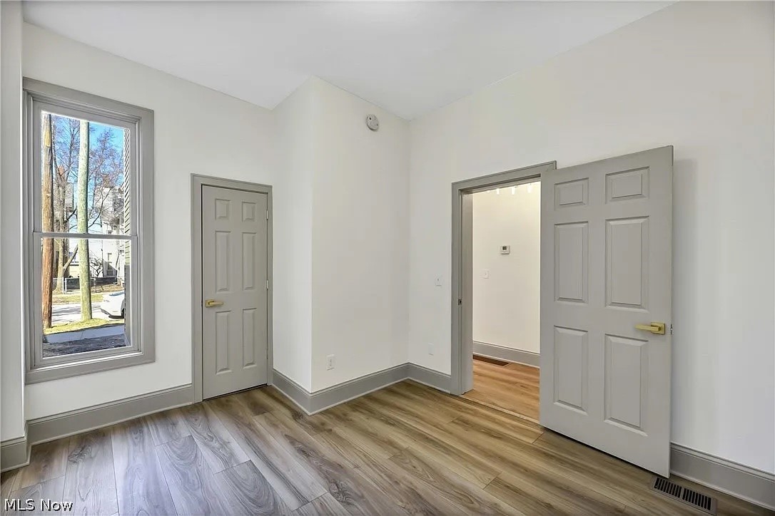 3401 Clinton Avenue Cleveland OH 44113