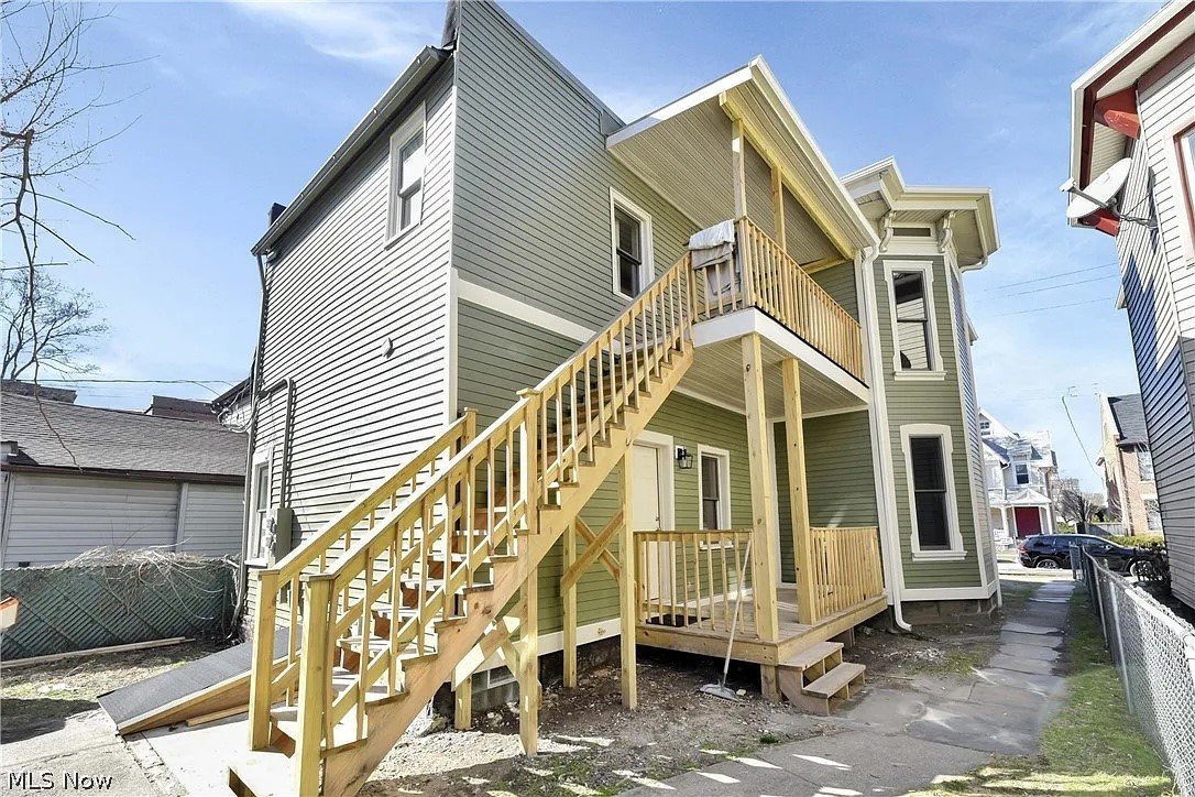3401 Clinton Avenue Cleveland OH 44113