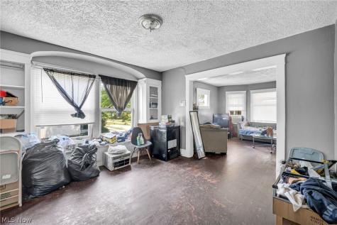 9301 Pierpont Avenue Cleveland OH 44108
