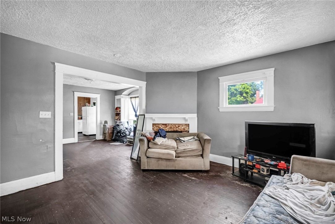 9301 Pierpont Avenue Cleveland OH 44108