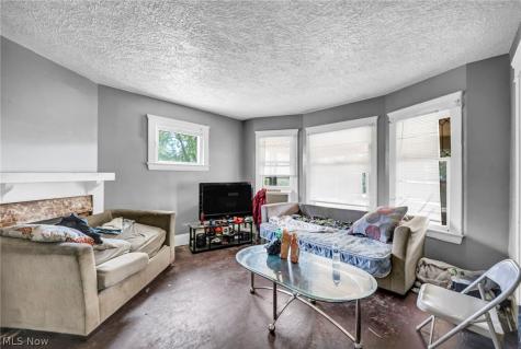 9301 Pierpont Avenue Cleveland OH 44108