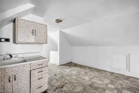 9301 Pierpont Avenue Cleveland OH 44108