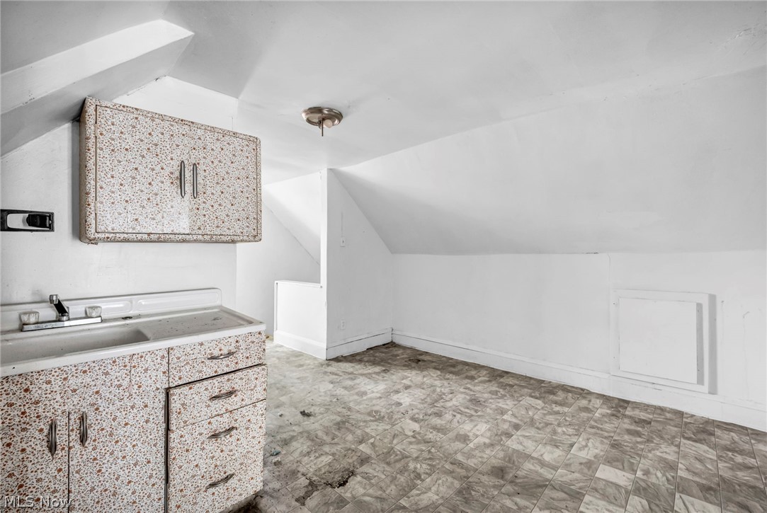 9301 Pierpont Avenue Cleveland OH 44108