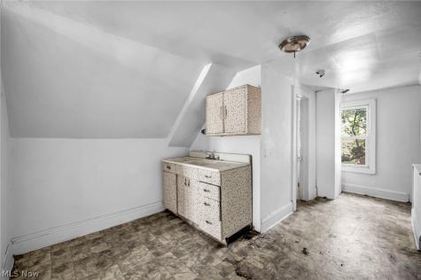 9301 Pierpont Avenue Cleveland OH 44108