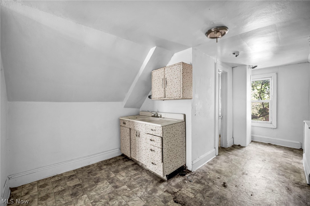 9301 Pierpont Avenue Cleveland OH 44108
