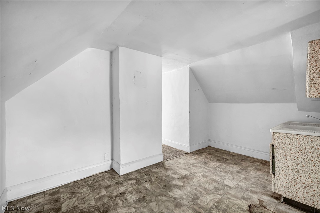9301 Pierpont Avenue Cleveland OH 44108