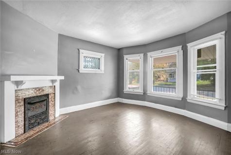9301 Pierpont Avenue Cleveland OH 44108