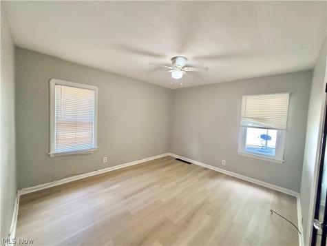 1537 Genesee Road South Euclid OH 44121