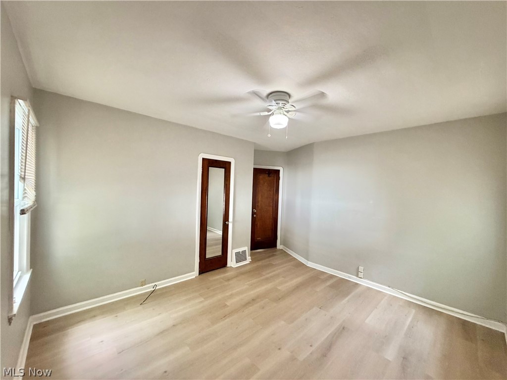 1537 Genesee Road South Euclid OH 44121