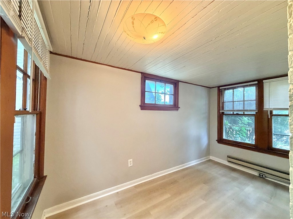 1537 Genesee Road South Euclid OH 44121
